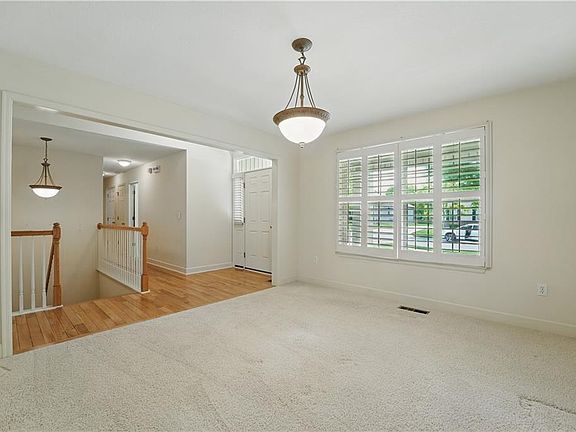 3rd image of 2804 S Woodbury Dr