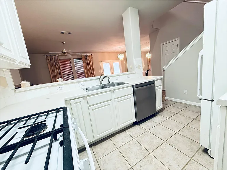 2100 Pipers Field Dr #55 — Photo 14