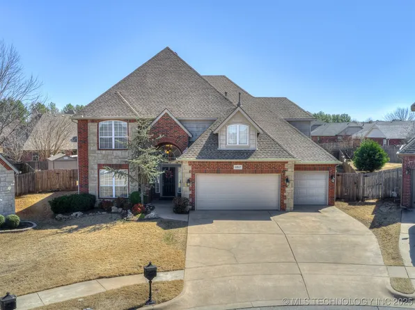 12517 S 3rd Ct, Jenks, OK 74037