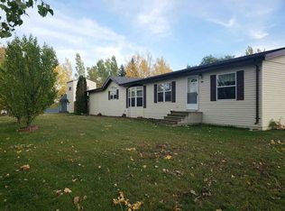 707 Main St, Max, ND 58759