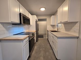 2005 E 122nd St APT A23, Burnsville, MN 55337