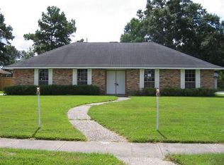 10916 Big Bend Ave, Baton Rouge, LA 70814
