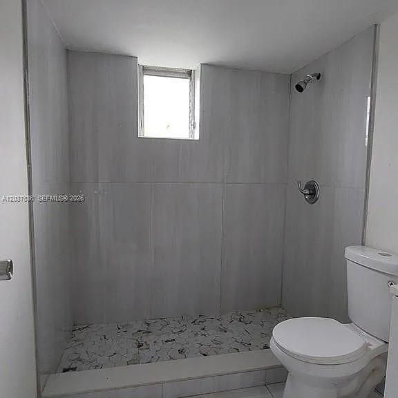 6151 SW 35th St #1 — Photo 16