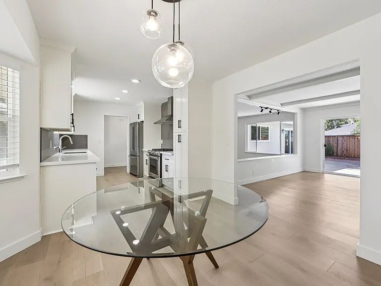 1175 Bodega Dr — Photo 7