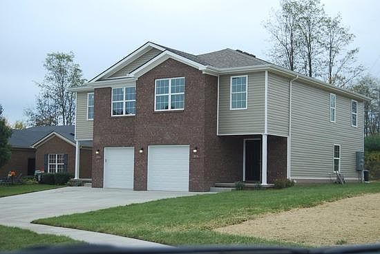 3rd image of 854 Melanie Ln