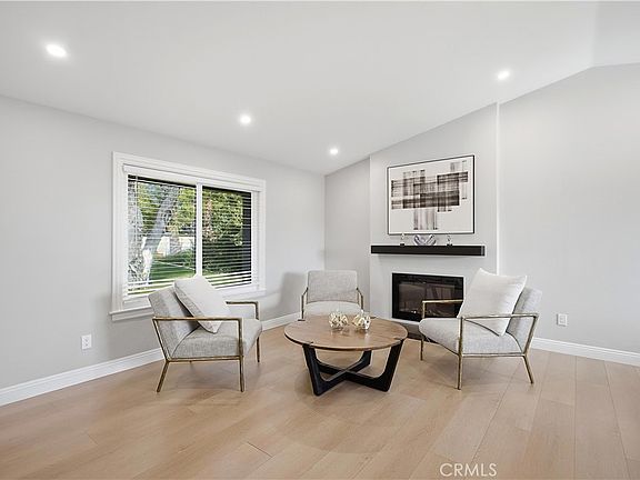 5th image of 8093 Banyan St