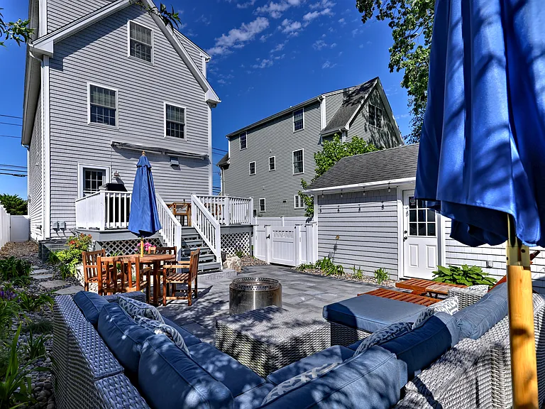 32 Grant St — Photo 7