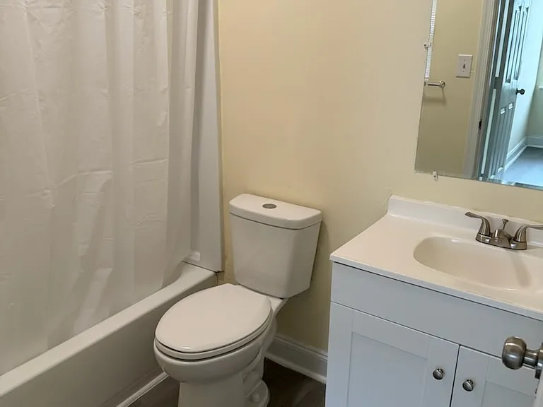422 Bingaman Ct — Photo 5
