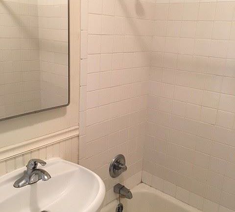 5th image of 1024 Greenwich St #A