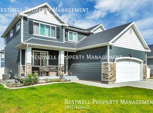 992 W Allegiance Dr, Riverton, UT 84065