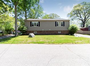 10-12 Margaret Ave, Riverside, RI 02915