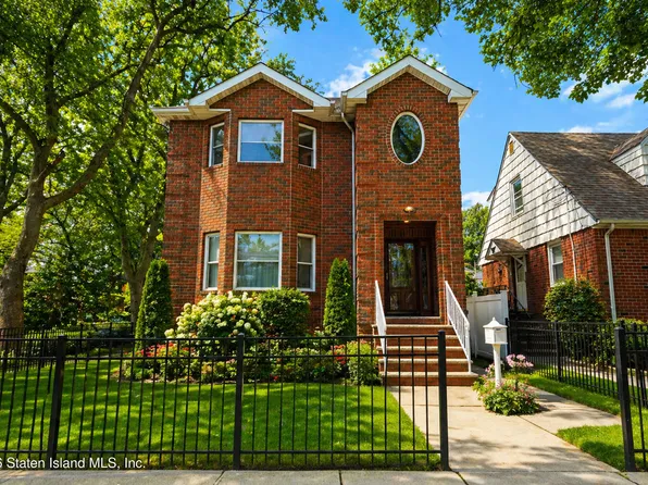 62 Coddington Ave, Staten Island, NY 10306