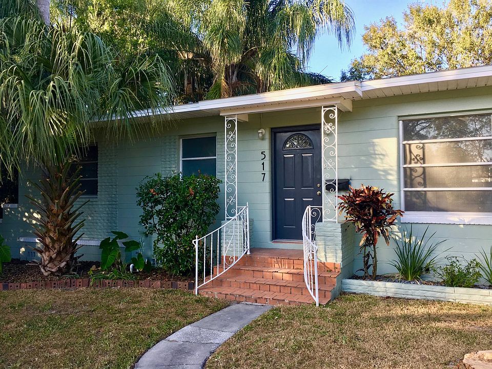 1st image of 517 Palencia Pl