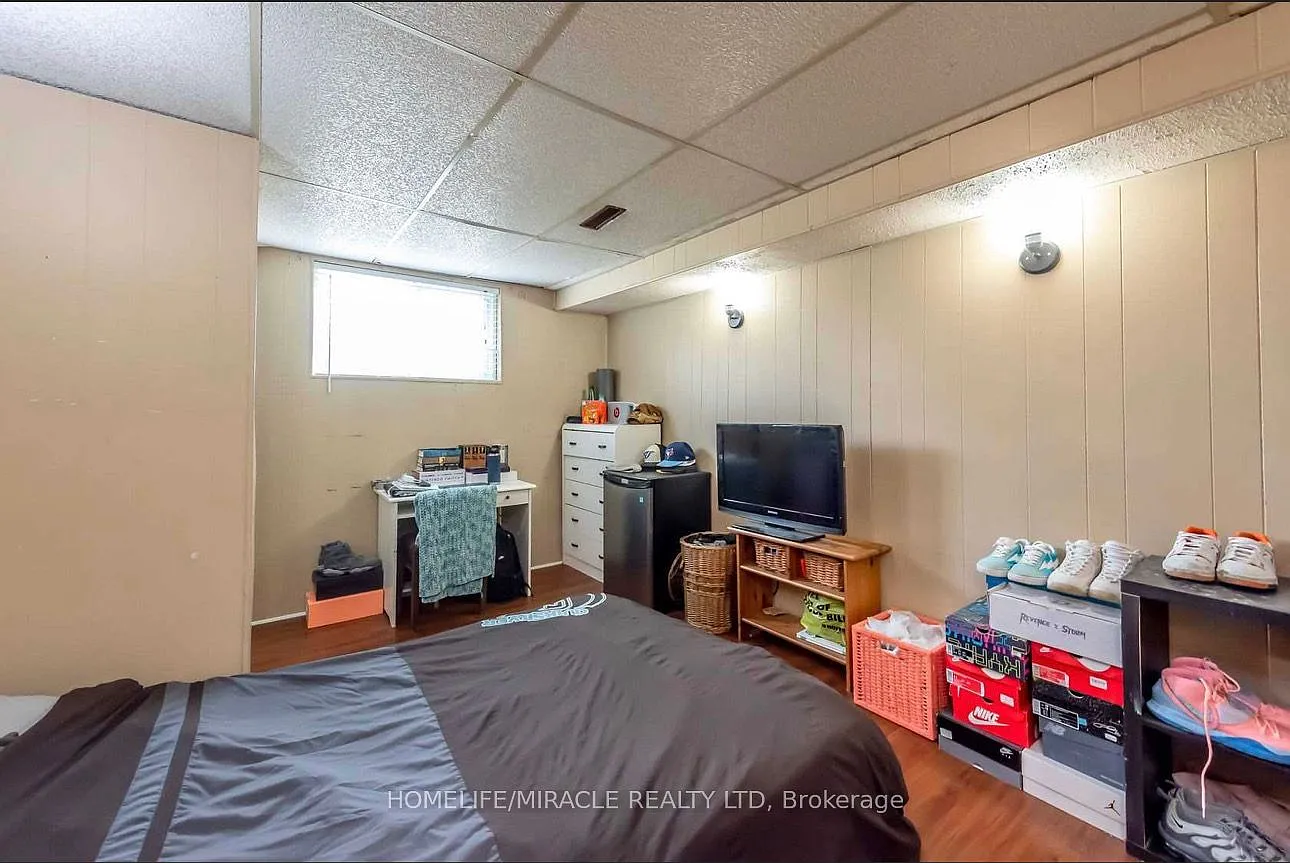 2 bed, $1,349 — Photo 4