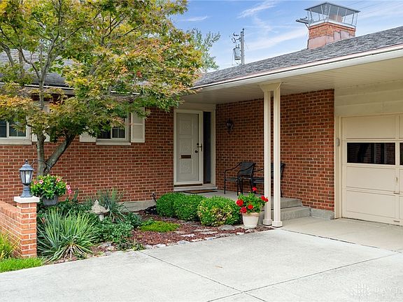 4th image of 5811 Helenwood Dr