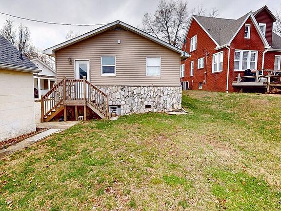 3rd image of 2563 Birk Dr