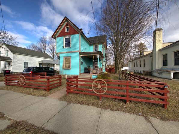 Glens Falls North Queensbury Single Family Homes For Sale 2 Homes 