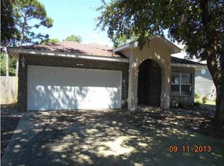 3472 Willow Ln, Gulf Breeze, FL 32563