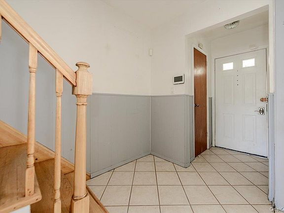 4th image of 156 Revere Avenue