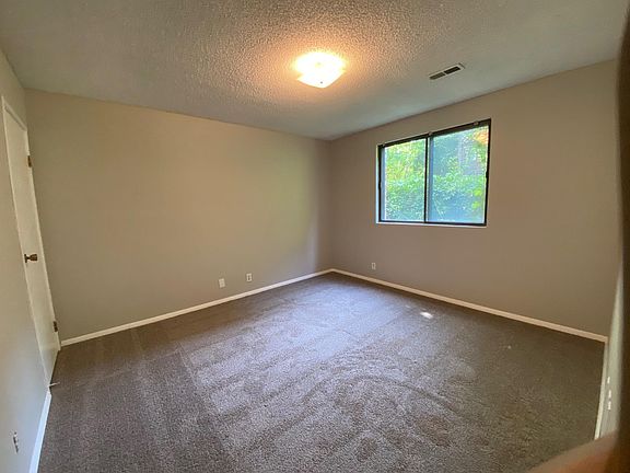 5th image of 1226 S 24th St APT F
