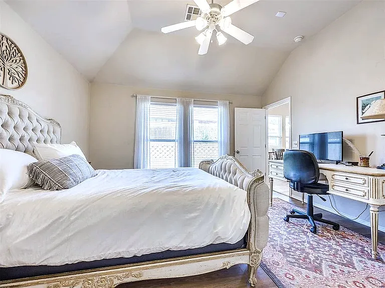 516 Woodsong Dr — Photo 13