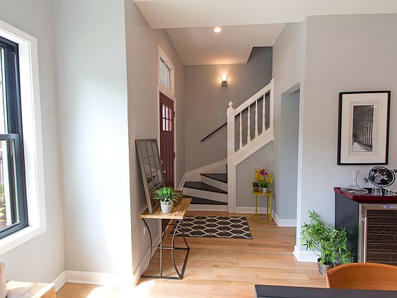 3rd image of 2133 N Kimball Ave