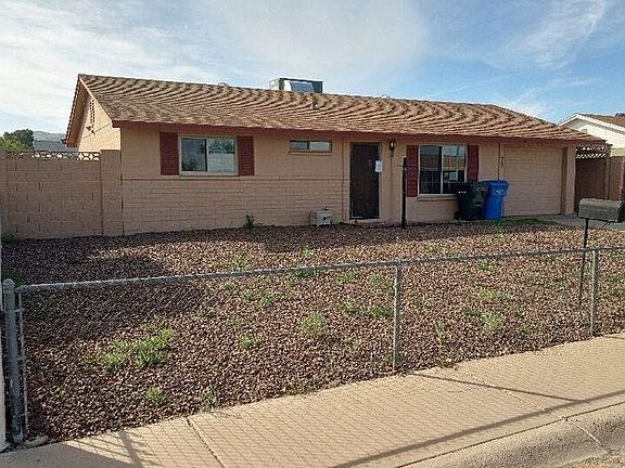 3rd image of 153 W Caldwell St