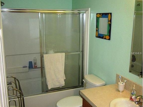 5th image of 10206 Oak Dr