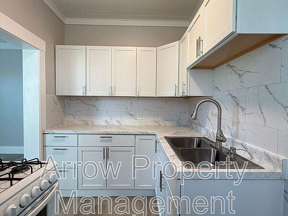 2nd image of 305 N 7th St #2