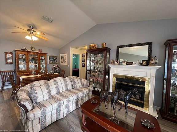 5th image of 3550 NE 42nd Pl