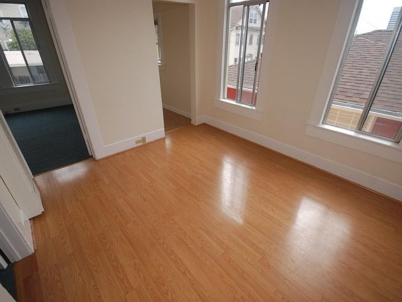 2nd image of 214 Aspen Ave #215