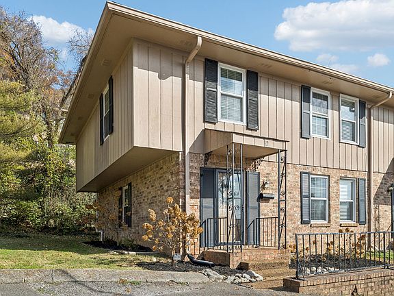 2nd image of 110 Bellevue Rd APT 12