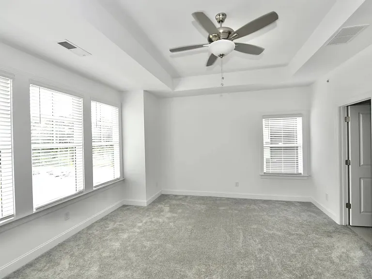 6574 Beacon Dr — Photo 19