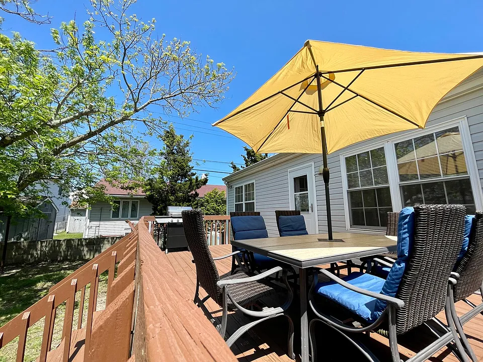 4013 W Brigantine Ave