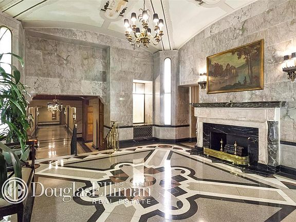 5th image of 7 Park Ave APT 75