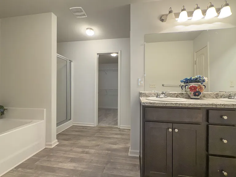 Turtle Creek Dr — Photo 19