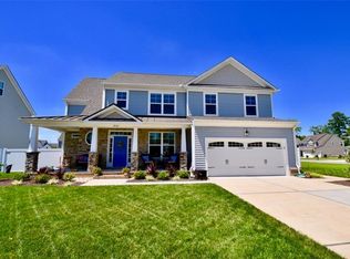 1832 Sapphire Rd, Chesapeake, VA 23320