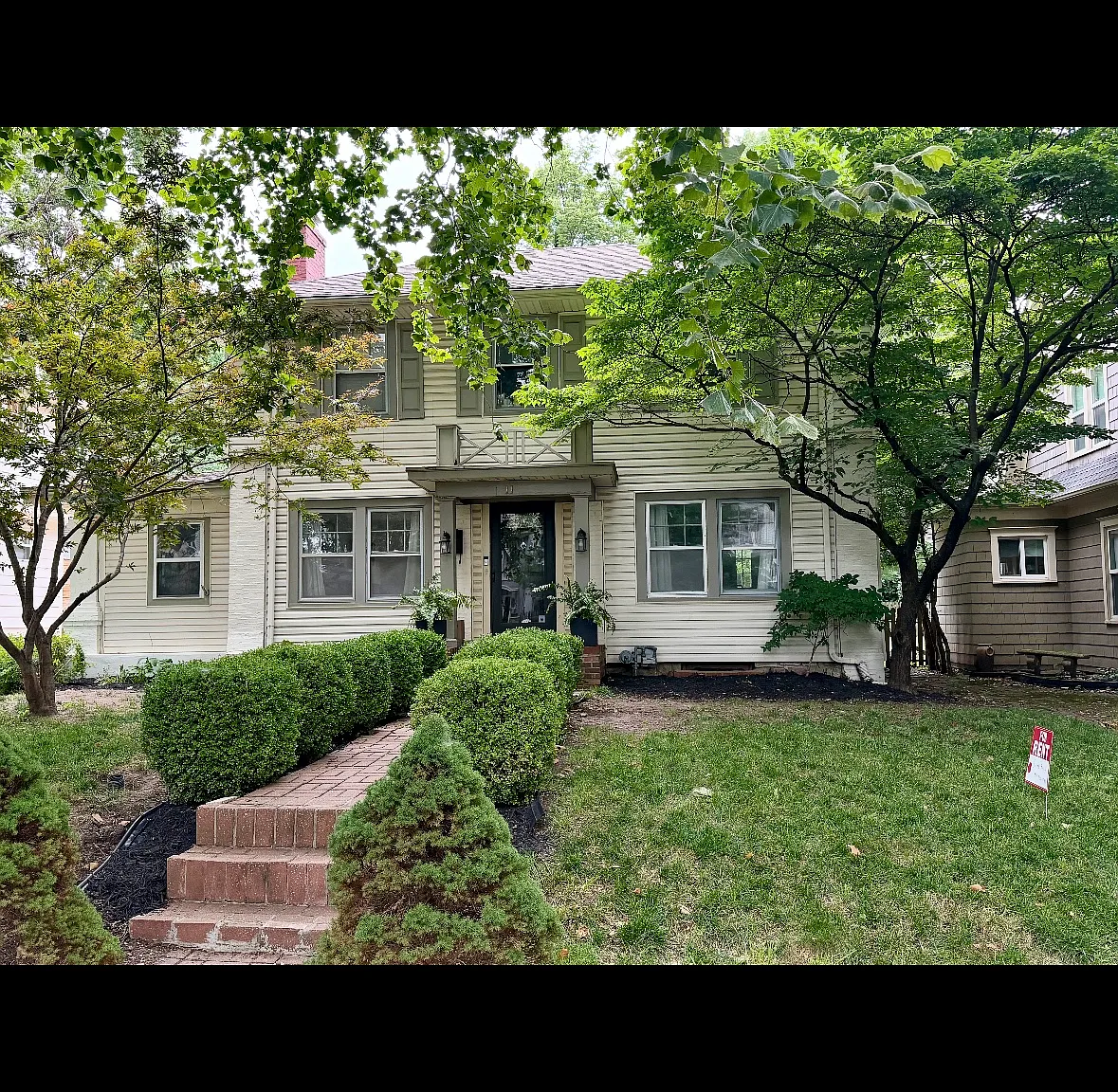 4 bed, 2.5 bath, 2000 sqft, $3,500 — Photo 2