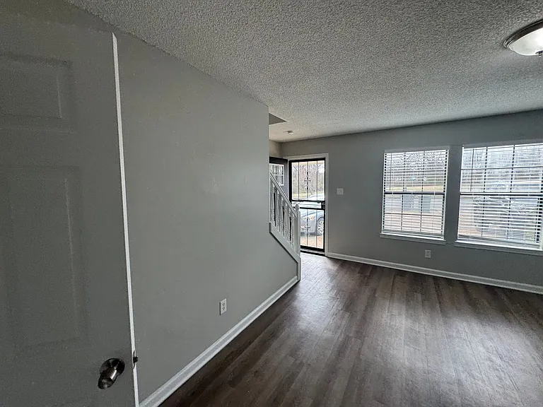3546 Christine Rd — Photo 16