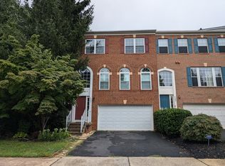4201 Vernoy Hills Cmns, Fairfax, VA 22033