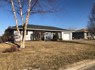 1761 N 11th St, Nebraska City, NE 68410