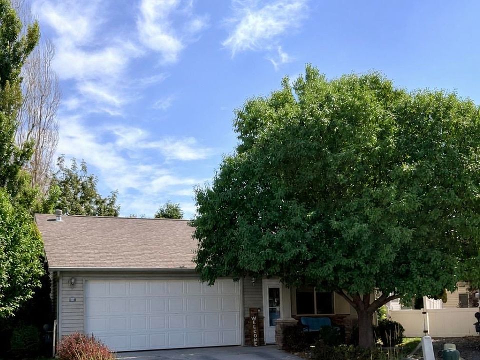 1st image of 670 Alexia Ct