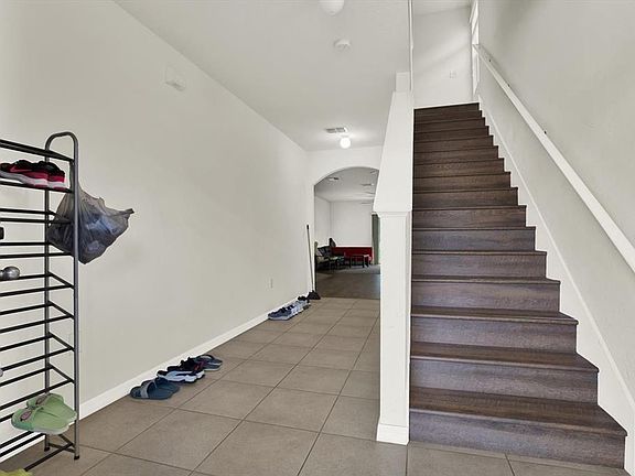 3rd image of 10219 HAWK STORM AVENUE