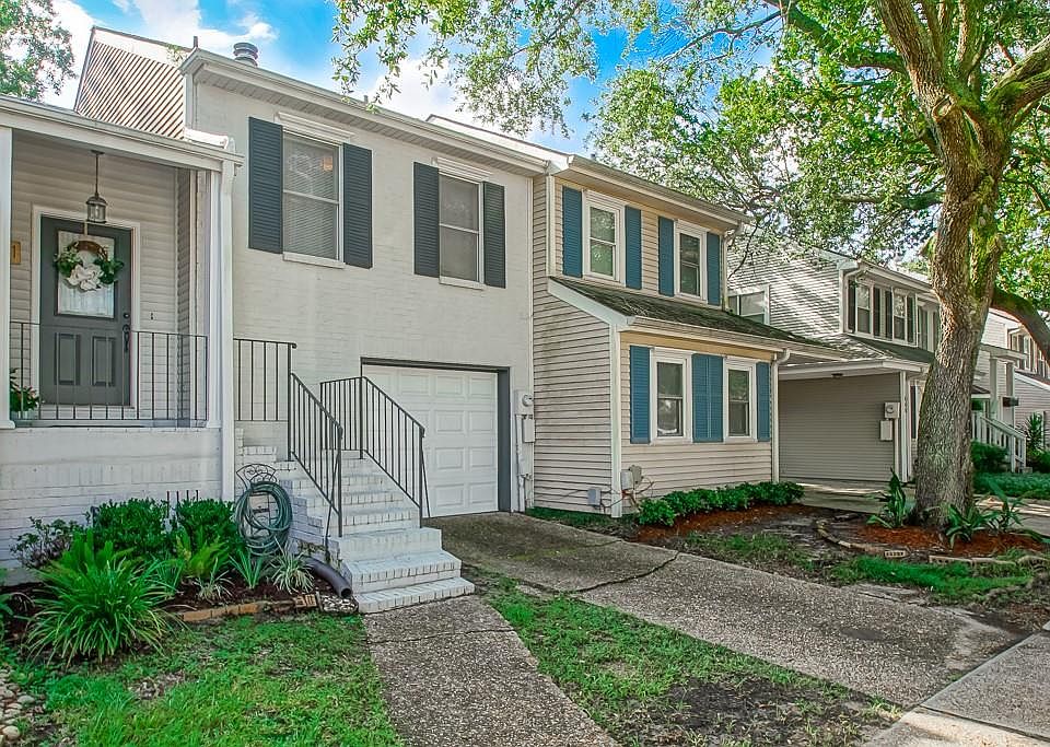 1st image of 841 Old Metairie Pl