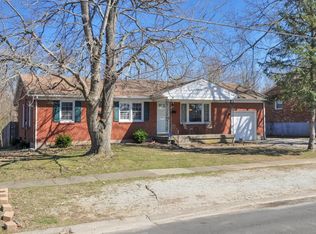 9815 Evening Star Dr, Louisville, KY 40272