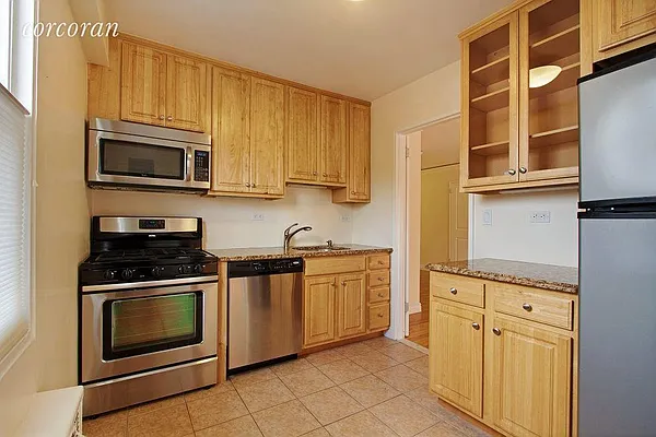 Rented by Corcoran | media 18