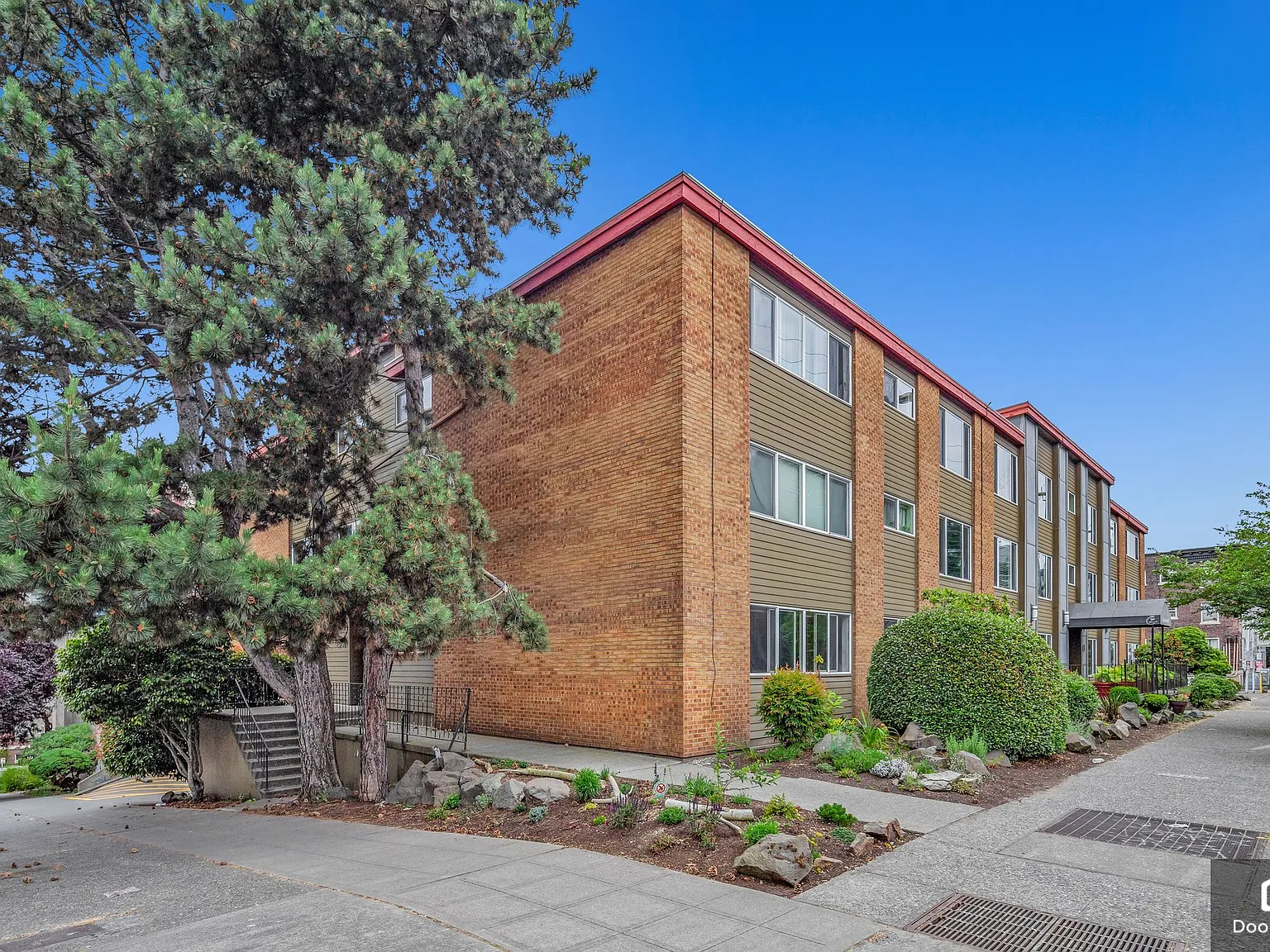 1 bed, 1.0 bath, 482 sqft, $2,400 — Photo 1