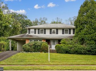 1931 Powhatan St, Falls Church, VA 22043