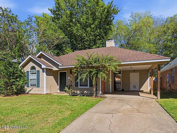 2nd image of 310 Audubon Cir