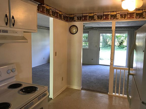 Dining Area/Living Room